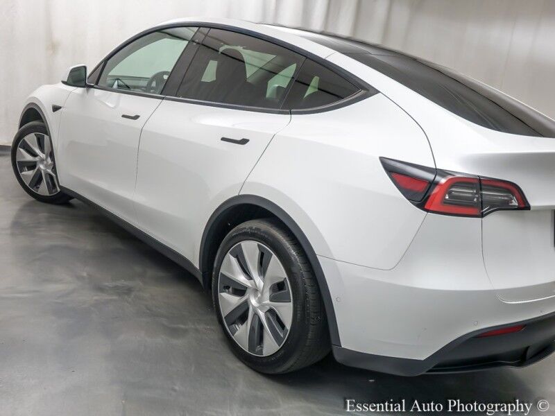 2021 Tesla Model Y Long Range PRICE INCLUDES $4000 IRS TAX CREDIT!! YOU MUST QUALIFY!! Willowbrook IL