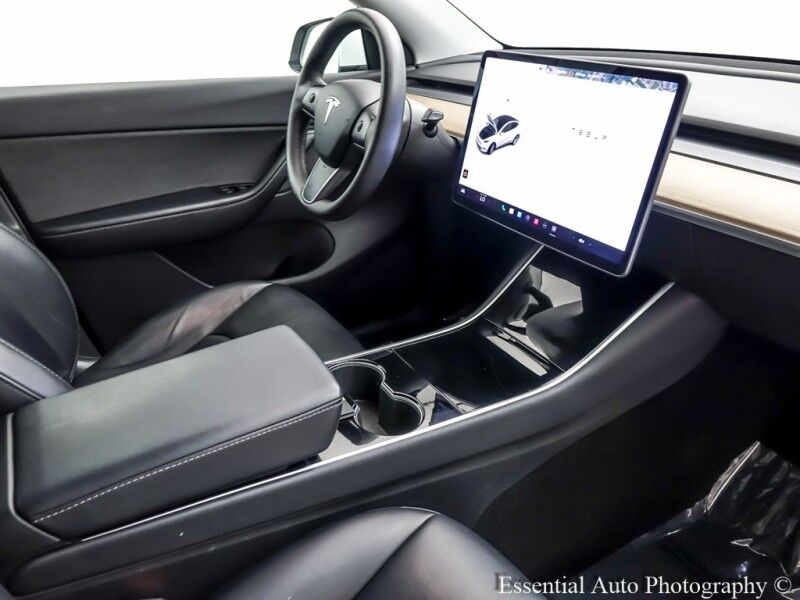 2021 Tesla Model Y Long Range PRICE INCLUDES $4000 IRS TAX CREDIT!! YOU MUST QUALIFY!! Willowbrook IL
