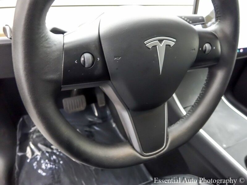 2021 Tesla Model Y Long Range PRICE INCLUDES $4000 IRS TAX CREDIT!! YOU MUST QUALIFY!! Willowbrook IL