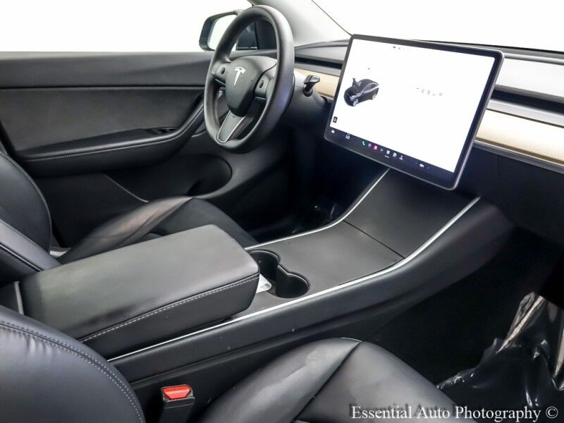2021 Tesla Model Y Long Range PRICE INCLUDES $4000 IRS TAX CREDIT!! YOU MUST QUALIFY!! Willowbrook IL