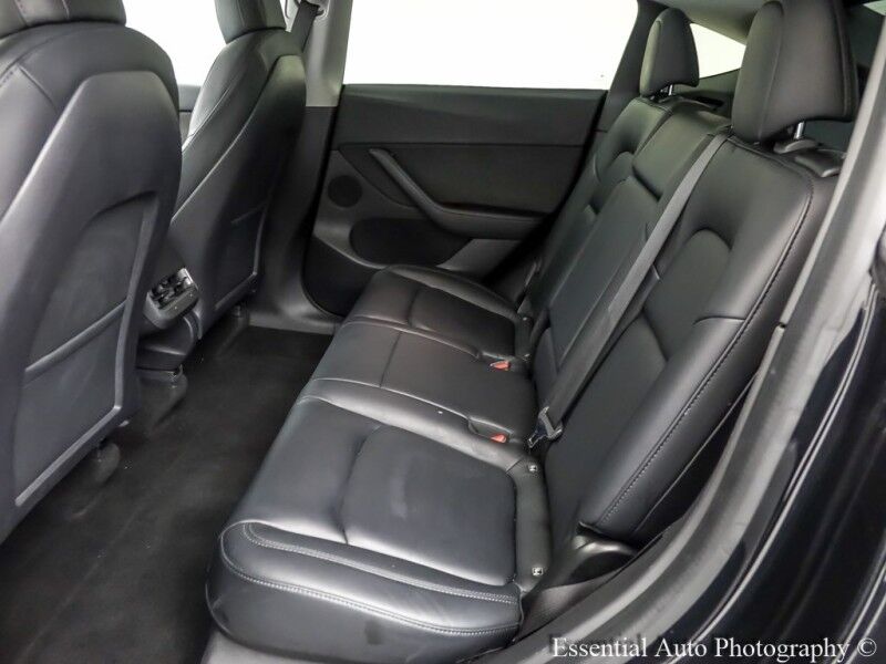 2021 Tesla Model Y Long Range PRICE INCLUDES $4000 IRS TAX CREDIT!! YOU MUST QUALIFY!! Willowbrook IL