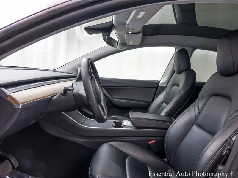2021 Tesla Model Y Long Range PRICE INCLUDES $4000 IRS TAX CREDIT!! YOU MUST QUALIFY!! Willowbrook IL