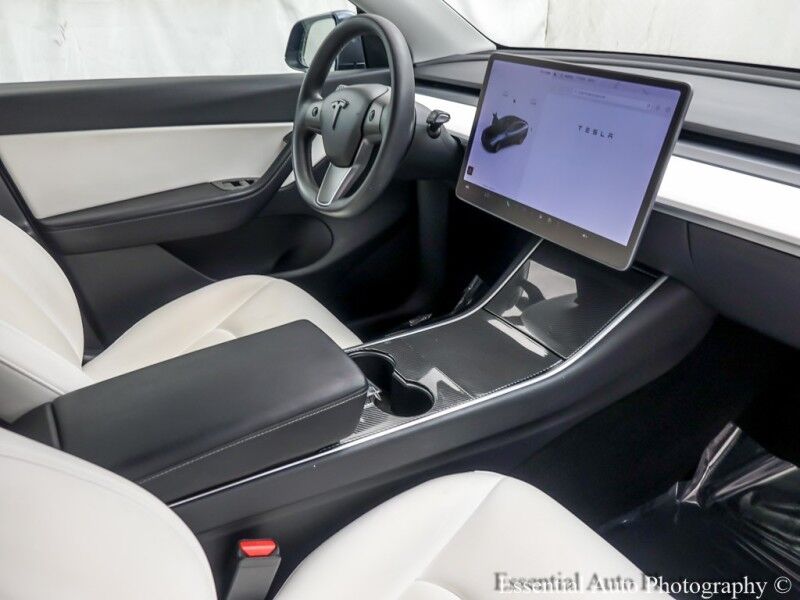 2021 Tesla Model Y Long Range PRICE INCLUDES $4000 IRS TAX CREDIT!! YOU MUST QUALIFY!! Willowbrook IL