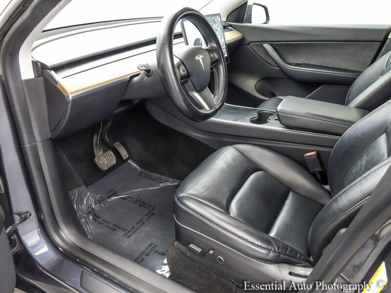 2021 Tesla Model Y Long Range PRICE INCLUDES THE $4000 FED EV TAX CREDIT. YOU MUS Willowbrook IL