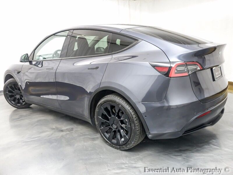 2021 Tesla Model Y Long Range PRICE INCLUDES THE $4000 FED EV TAX CREDIT. YOU MUS Willowbrook IL