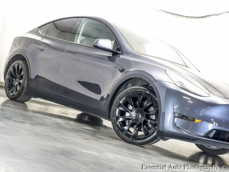 2021 Tesla Model Y Long Range PRICE INCLUDES THE $4000 FED EV TAX CREDIT. YOU MUS Willowbrook IL