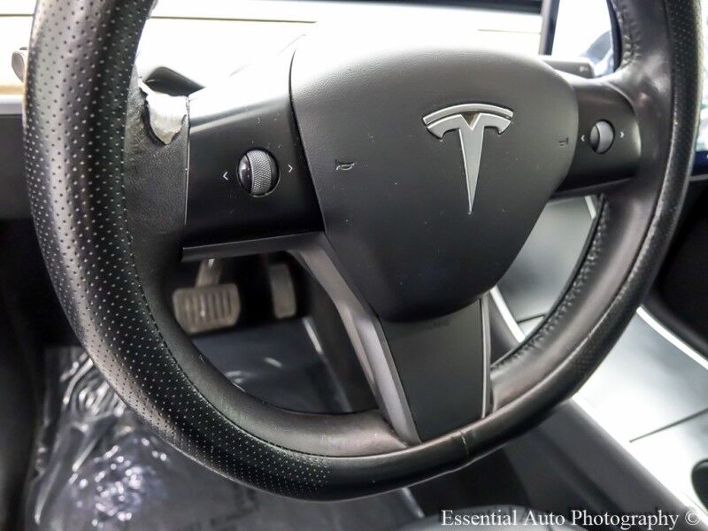 2021 Tesla Model Y Long Range PRICE INCLUDES THE $4000 FED EV TAX CREDIT. YOU MUS Willowbrook IL