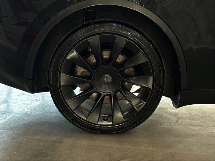 2021 Tesla Model Y Long Range Richmond Hill ON