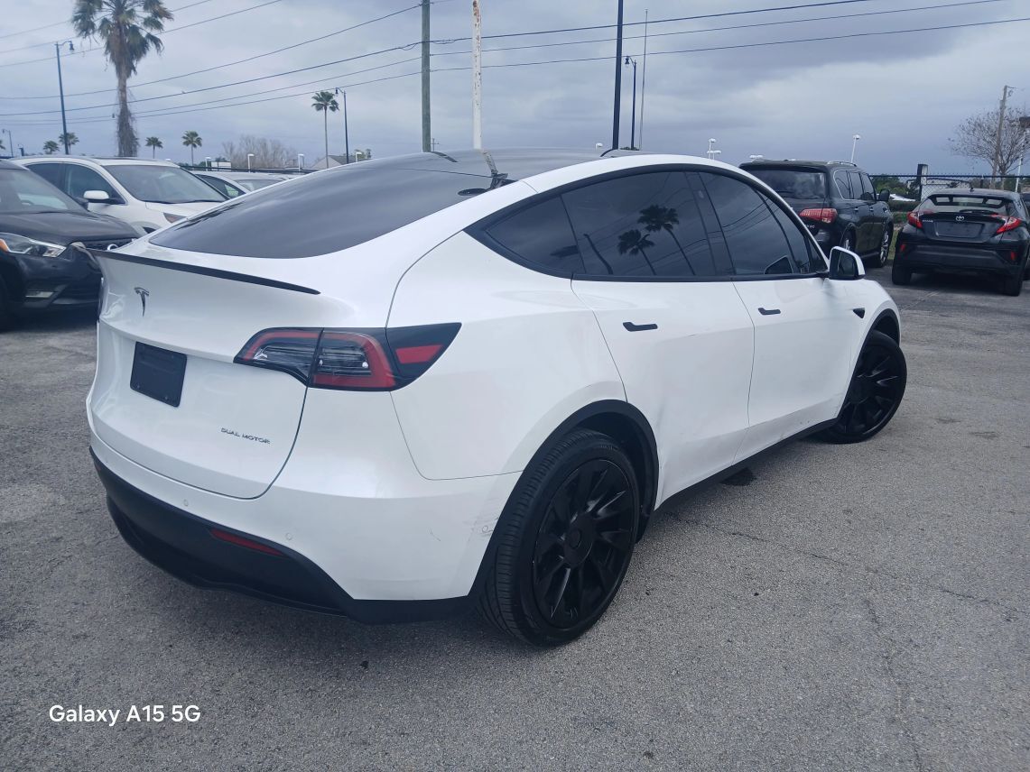 2021 Tesla Model Y Long Range Sport Utility 4D