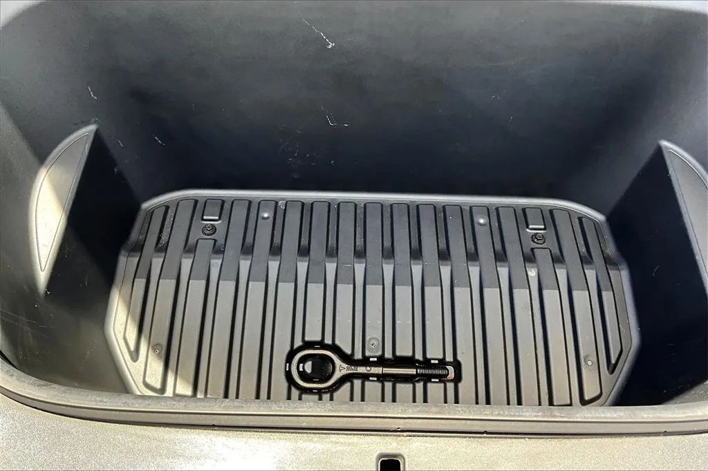 2021 Tesla Model Y Long Range Sport Utility 4D Maitland FL