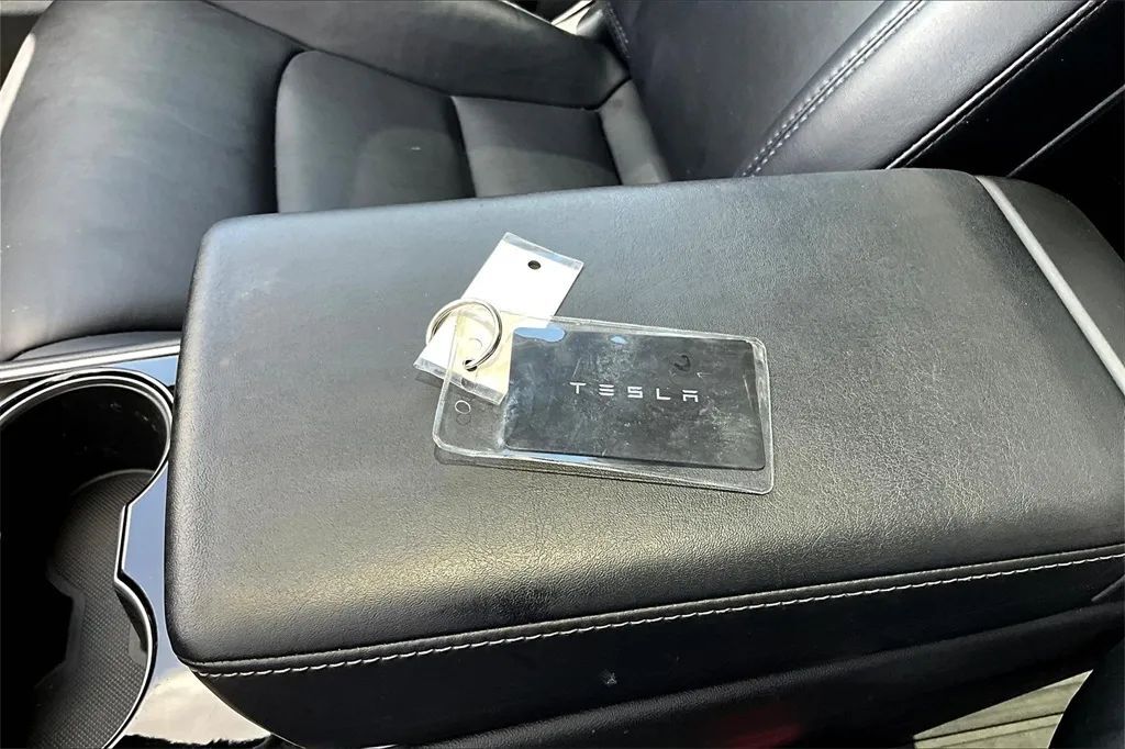 2021 Tesla Model Y Long Range Sport Utility 4D Maitland FL