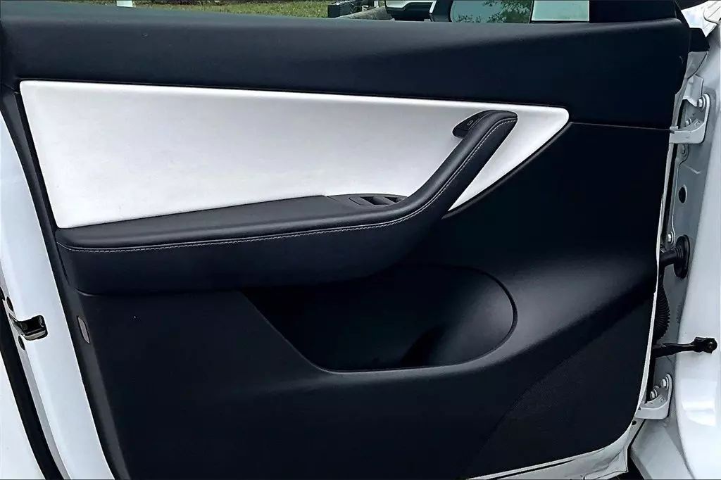 2021 Tesla Model Y Long Range Sport Utility 4D Maitland FL