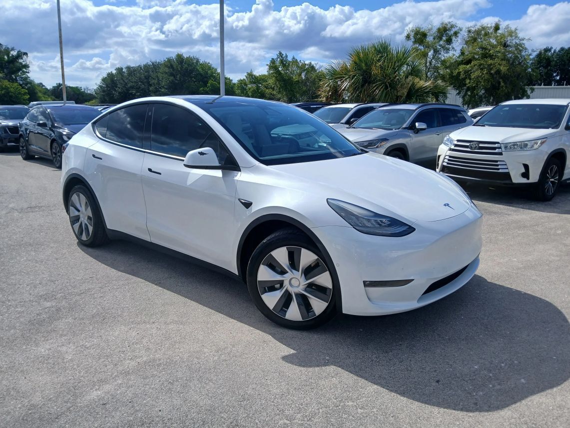 2021 Tesla Model Y Long Range Dual Motor All-Wheel Drive's photo