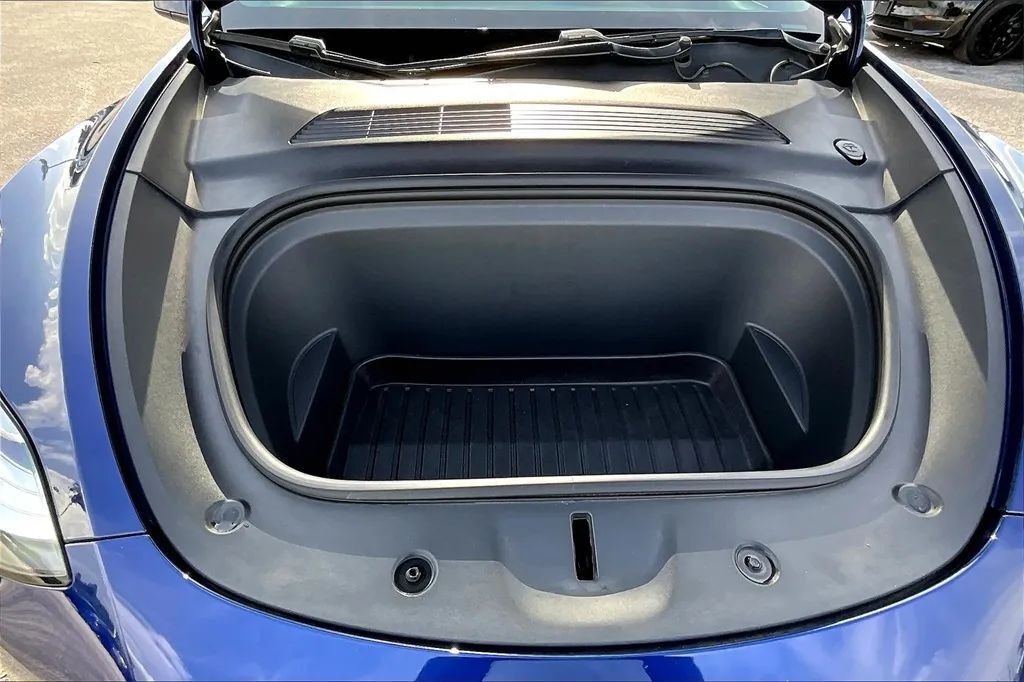 2021 Tesla Model Y Long Range Sport Utility 4D Maitland FL