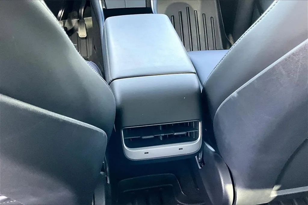 2021 Tesla Model Y Long Range Sport Utility 4D Maitland FL