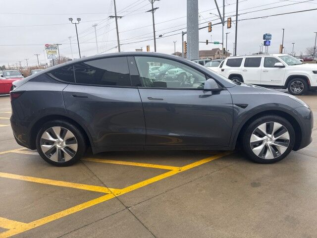 2021 Tesla Model Y Long Range Springfield IL