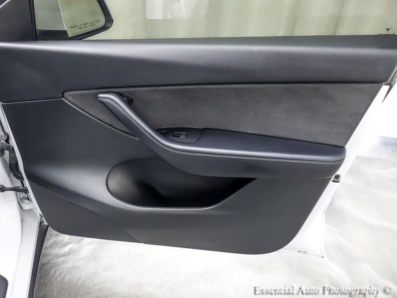 2021 Tesla Model Y Long Range Willowbrook IL