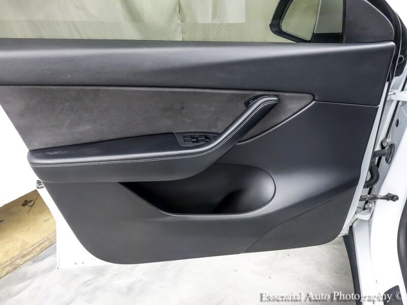 2021 Tesla Model Y Long Range Willowbrook IL