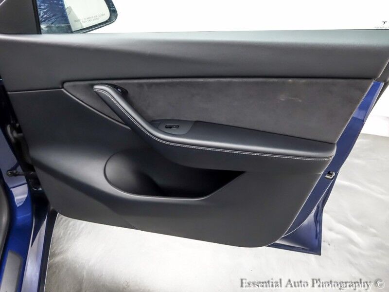 2021 Tesla Model Y Long Range Willowbrook IL