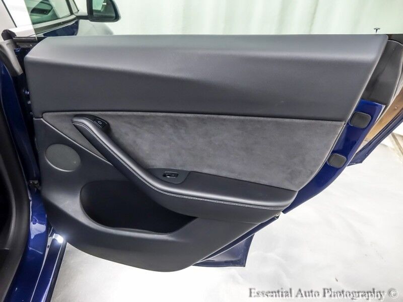 2021 Tesla Model Y Long Range Willowbrook IL