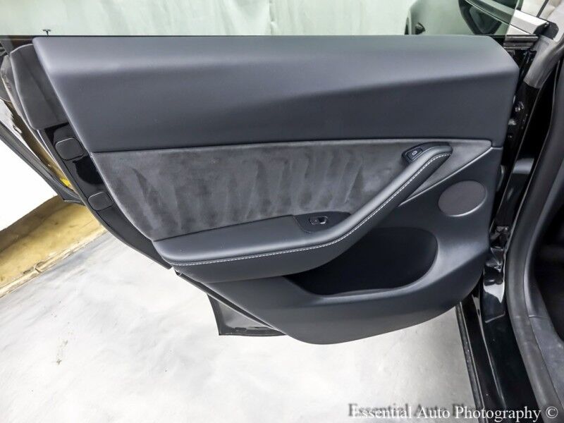 2021 Tesla Model Y Long Range Willowbrook IL
