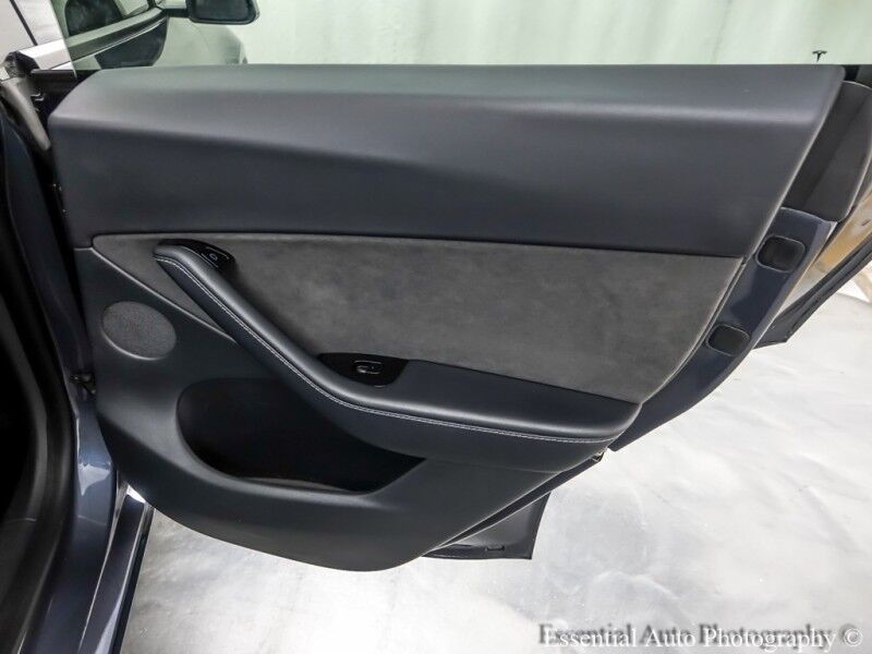 2021 Tesla Model Y Long Range Willowbrook IL