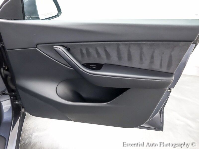 2021 Tesla Model Y Long Range Willowbrook IL
