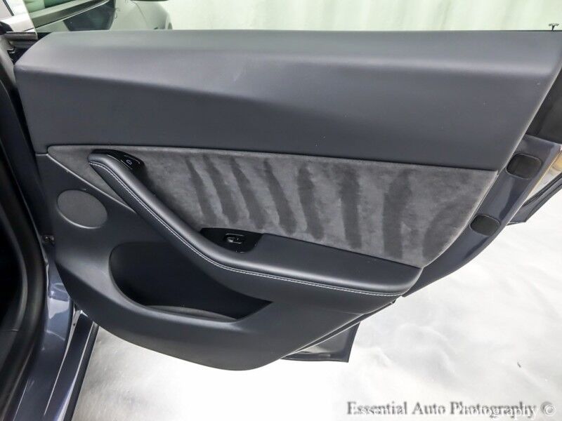 2021 Tesla Model Y Long Range Willowbrook IL