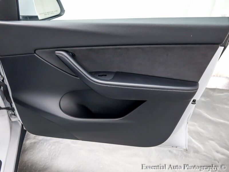 2021 Tesla Model Y Long Range Willowbrook IL
