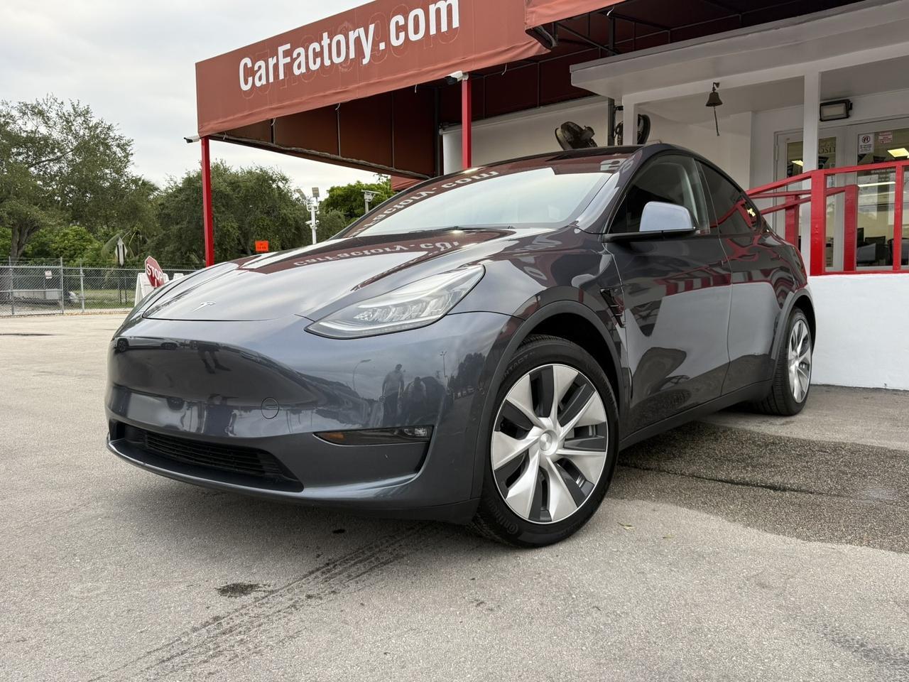 2021 Tesla Model Y Standard Range