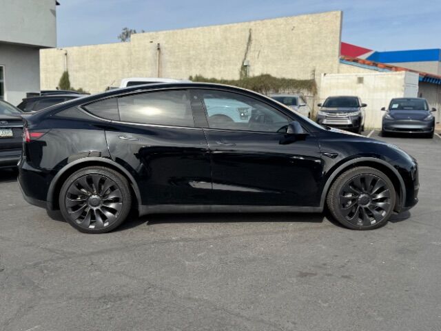 2021 Tesla Model Y Standard Range Rear-Wheel Drive