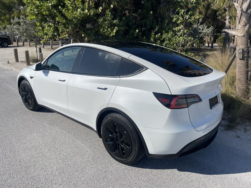 2021 Tesla Model Y Standard Range Sarasota FL
