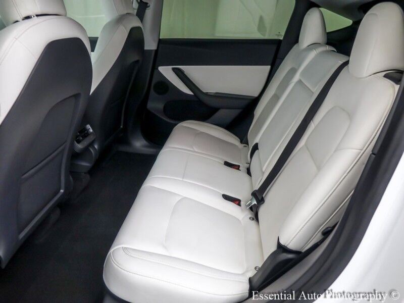 2021 Tesla Model Y Standard Range Willowbrook IL
