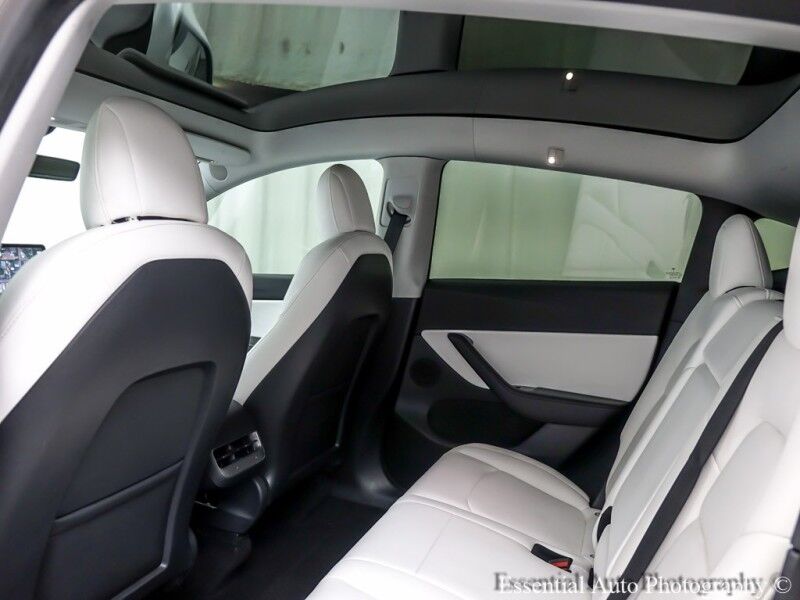 2021 Tesla Model Y Standard Range Willowbrook IL
