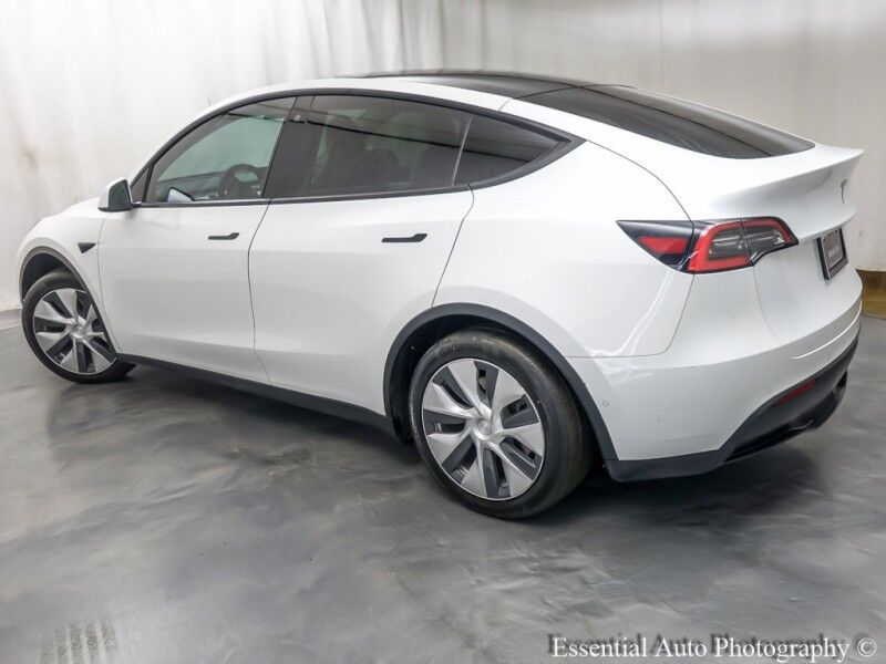 2021 Tesla Model Y Standard Range Willowbrook IL