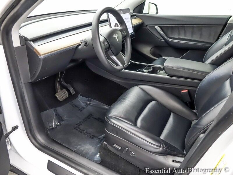 2021 Tesla Model Y Standard Range Willowbrook IL