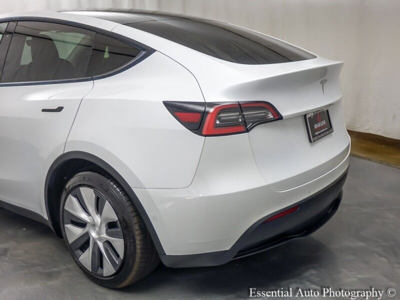 2021 Tesla Model Y Standard Range Willowbrook IL