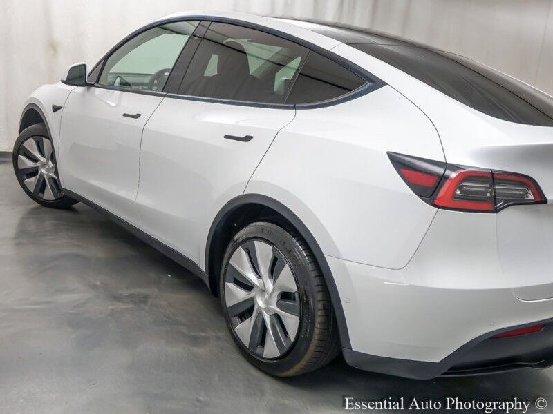2021 Tesla Model Y Standard Range Willowbrook IL
