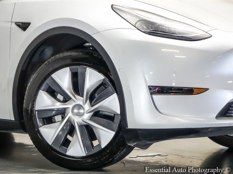 2021 Tesla Model Y Standard Range Willowbrook IL