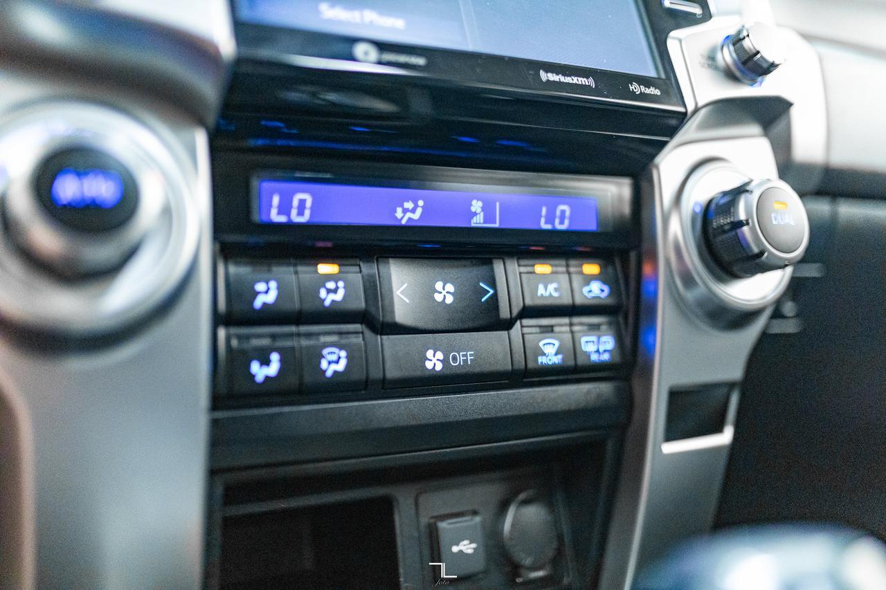 2021 Toyota 4Runner 4x4 SR5 Leather Roof BCam 7 Passenger Red Deer AB