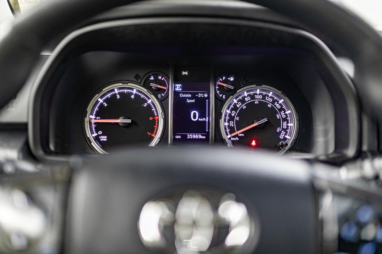 2021 Toyota 4Runner 4x4 TRD Off-Road Leather Roof Nav BCam Red Deer AB