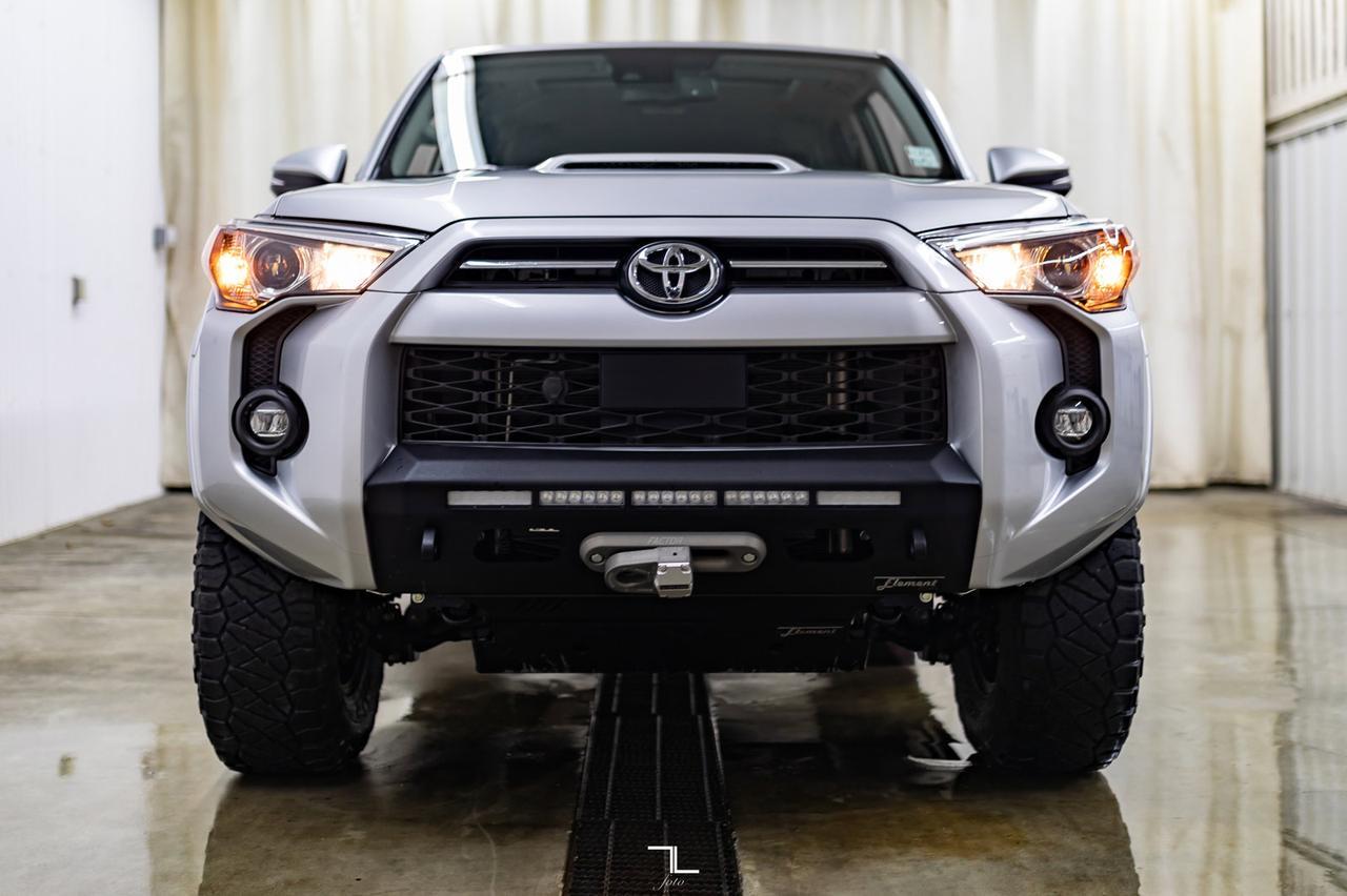 2021 Toyota 4Runner 4x4 TRD Off-Road Leather Roof Nav BCam Red Deer AB