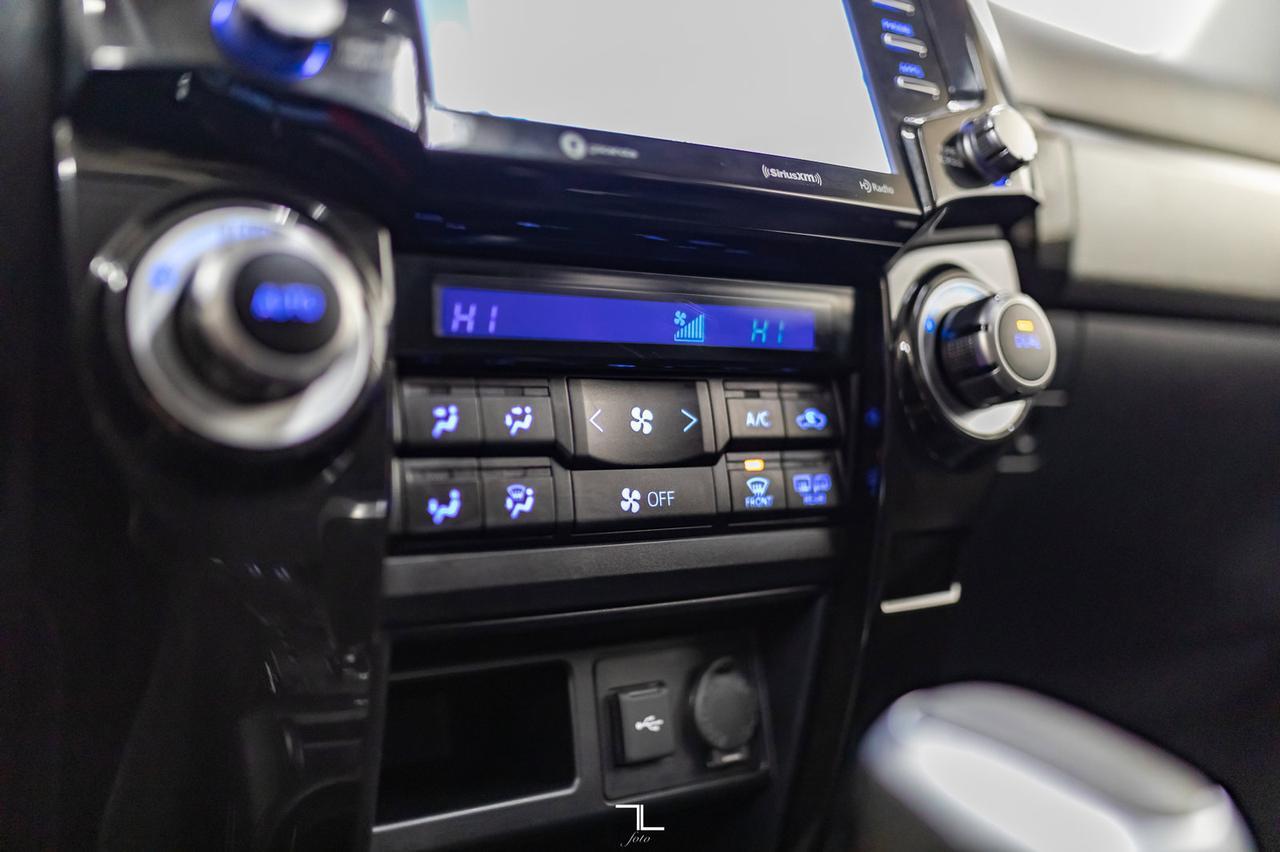 2021 Toyota 4Runner 4x4 TRD Off-Road Leather Roof Nav BCam Red Deer AB