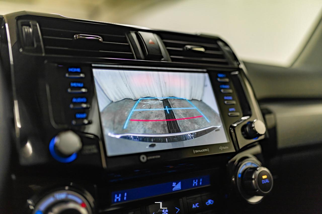 2021 Toyota 4Runner 4x4 TRD Off-Road Leather Roof Nav BCam Red Deer AB