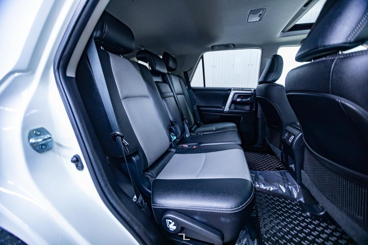 2021 Toyota 4Runner AWD SR5 Premium Leather Roof BCam Red Deer AB