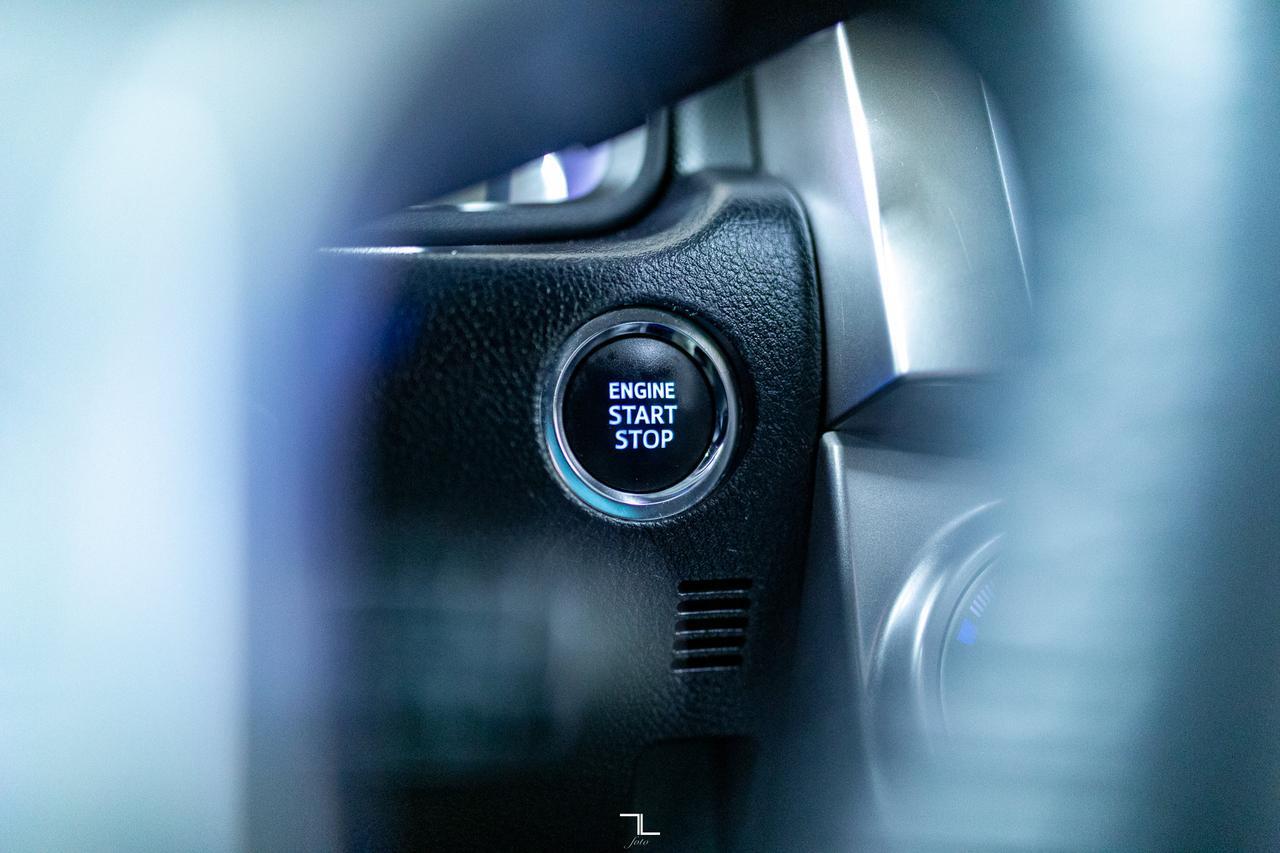 2021 Toyota 4Runner AWD SR5 Premium Leather Roof BCam Red Deer AB