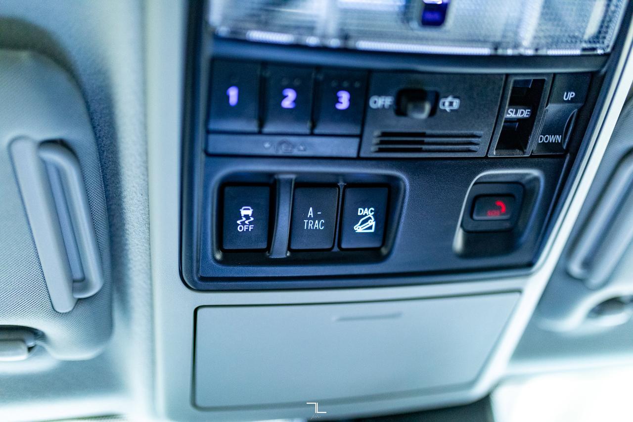 2021 Toyota 4Runner AWD SR5 Premium Leather Roof BCam Red Deer AB