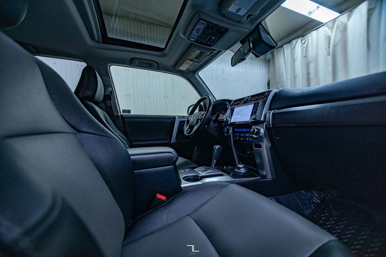 2021 Toyota 4Runner AWD SR5 Premium Leather Roof BCam Red Deer AB