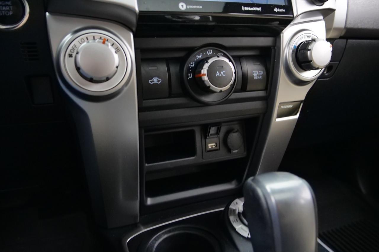 2021 Toyota 4Runner SR5 Premium / 4WD / Third Row / Sunroof! Lincolnton NC