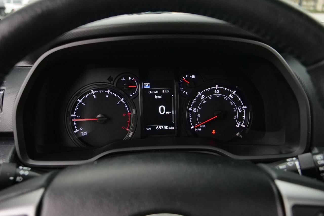 2021 Toyota 4Runner SR5 Premium / 4WD / Third Row / Sunroof! Lincolnton NC